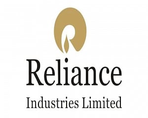 RIL offers up to 40% stake in Reliance Retail to Amazon