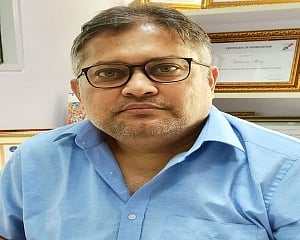 Sabarna Roy launches 6th book ‘Etchings of the First Quarter of 2020’