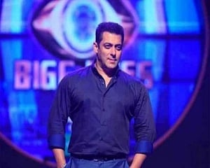 Salman to host Kajol, Ajay on 'Bigg Boss'