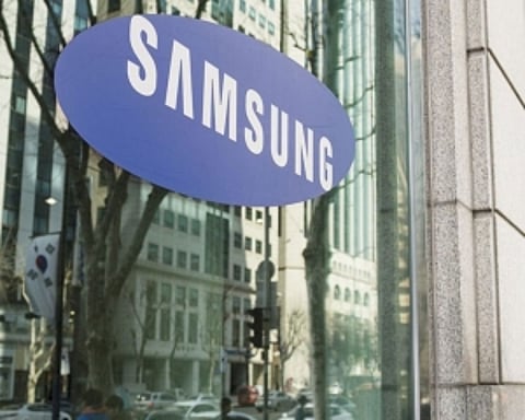 Samsung launches new charging devices for mobile gadgets