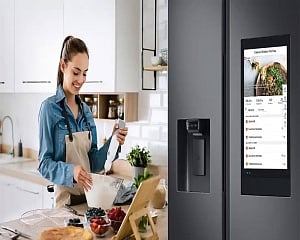 Samsung SpaceMax Family Hub refrigerator in India for Rs 1.97 lakh