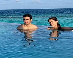 Sara Ali Khan, brother Ibrahim give sibling goals