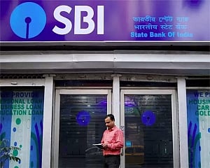 SBI passes on entire 75 bps repo rate cut to borrowers