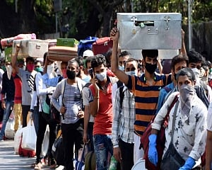 SC on its own takes cognizance of miseries of migrant labourers