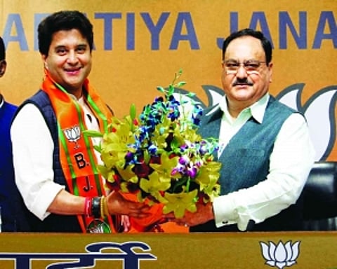 Scindia shuns inertia, joins parivar