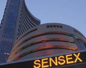 Sensex extends winning run to 10th day
