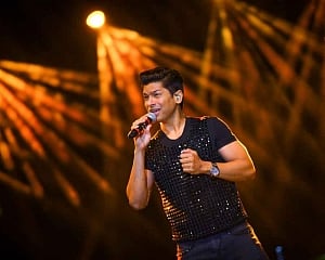 Shaan unveils his new song 'Main tujhko yaad karta hoon'