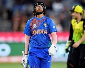 Shafali loses top spot in ICC T20I player rankings, slips to third