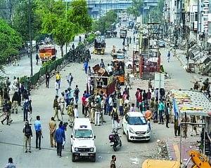 Shaheen Bagh cleared, 9 protesters detained