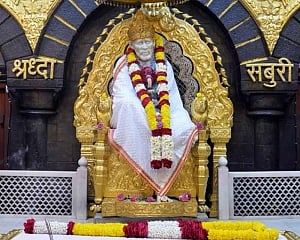 Shirdi bandh: Shops, eateries, local transport shut