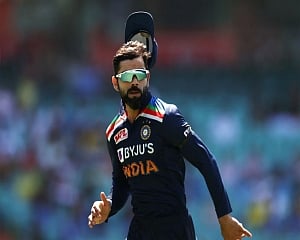 Showing replay on screen before 15 seconds was costly: Kohli on DRS