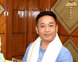 Sikkim CM thanks Defence minister for inaugurating road project in state