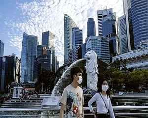 Singapore sets new closures to curb virus spread