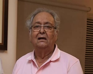 Soumitra Chatterjee given blood transfusion, condition remains critical
