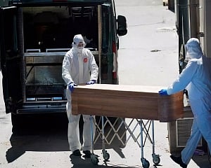 Spain sees 3rd daily drop in coronavirus deaths