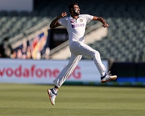Tea Break: Ashwin reduces Australia to 92/5 as India take control