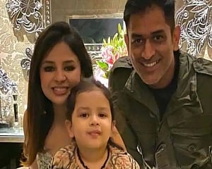 Teenager held for issuing threats against M S Dhoni's daughter