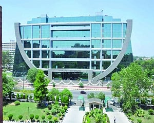 Unshackle the CBI