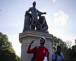 US: Boston to remove statue of slave kneeling before Lincoln