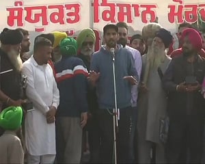 Vijender says will return Khel Ratna if farmers' demands not accepted