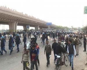 Violence in Delhi: SC to hear plea by ex-CIC Wajahat Habibullah seeking lodging of FIR