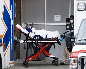 Virus cases continue climbing in US during holiday season