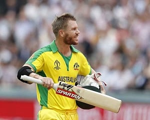 Will be hard to leave family, tours, if quarantine continues: Warner