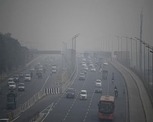 'Moderate' air in Ghaziabad, Greater Noida after 37 days; Gurgaon records 'satisfactory' AQI