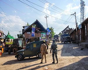 5 ultras killed in Pulwama gunfight, 1 jawan martyred