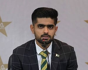 After claiming Hasan Ali's dropped catch was turning point, Babar says players can drop catches