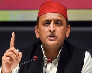 Akhilesh accuses BJP govt of compromising on quality of Purvanchal Expressway