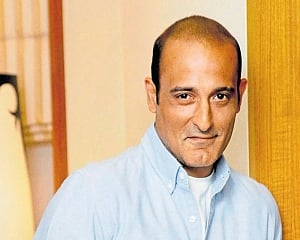 Akshaye Khanna, Raveena Tandon team up for web series 'Legacy'