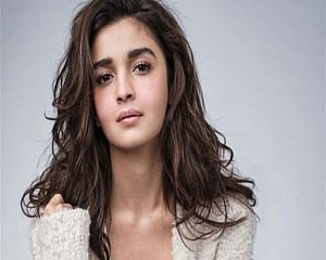 Alia Bhatt tests negative for COVID-19