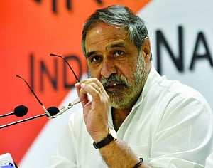 Anand Sharma slams Cong poll pact with ISF