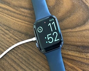 Apple watchOS 7.3.1 update to fix charging problems