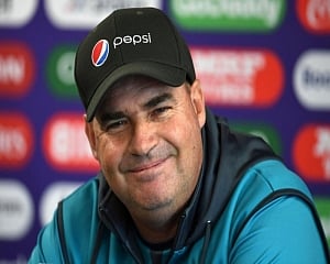 Arthur says Sri Lanka is getting better but need depth in batting