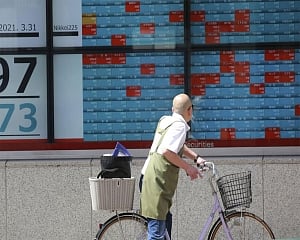 Asia shares fall on virus worries, despite strong China data