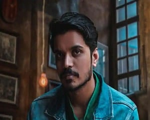 Babar of 'Mirzapur' to Parchun from 'Pagglait': Aasif Khan on his acting journey