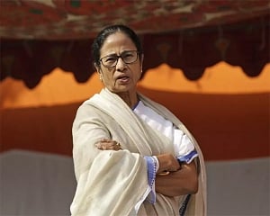 Bengal CM Mamata Banerjee visits Abhishek's residence ahead of CBI examination in coal theft case