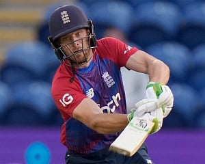 Buttler says staying patient and keeping his head key to his unbeaten T20 century