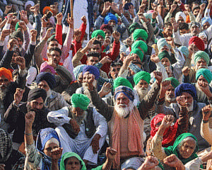 Can't be blocked perpetually: SC asks Centre for steps taken to clear roads blocked by farmers