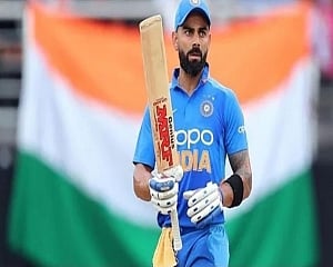 Cena posts Kohli's pic, fans say he is supporting India for World Cup