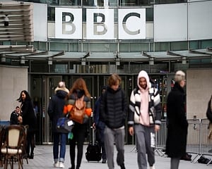 China bans BBC from broadcasting