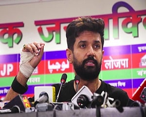 Chirag blames JD(U) for LJP split, vows to save partyp