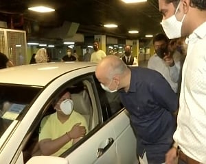COVID-19: Sisodia inaugurates drive-in vaccination centre for 18+ group at Saket