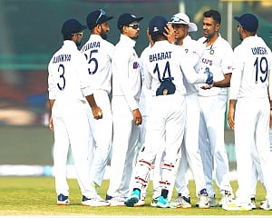 Day 3: Umesh removes Williamson as New Zealand reach 197/2 at lunch