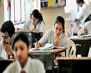 Delhi: Students of classes 9-12 should not be called to school for classes or exams, says DoE