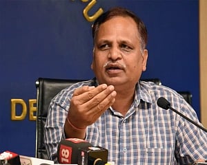 Delhi health minister lauds parents of 20-month-old girl whose organs saved 5 lives