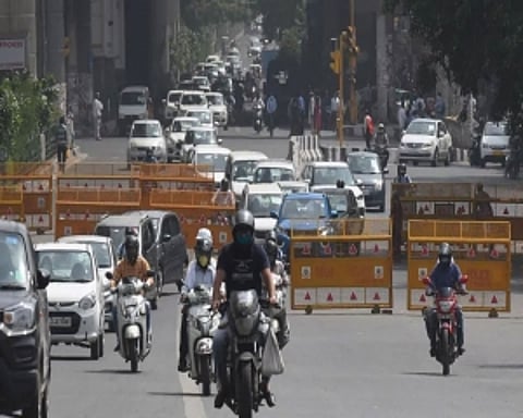 Delhi records minimum temperature of 24 deg C; rain likely