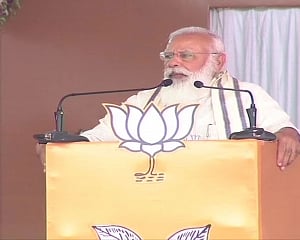 DMK and Congress leaders keep insulting women, says Modi in TN rally